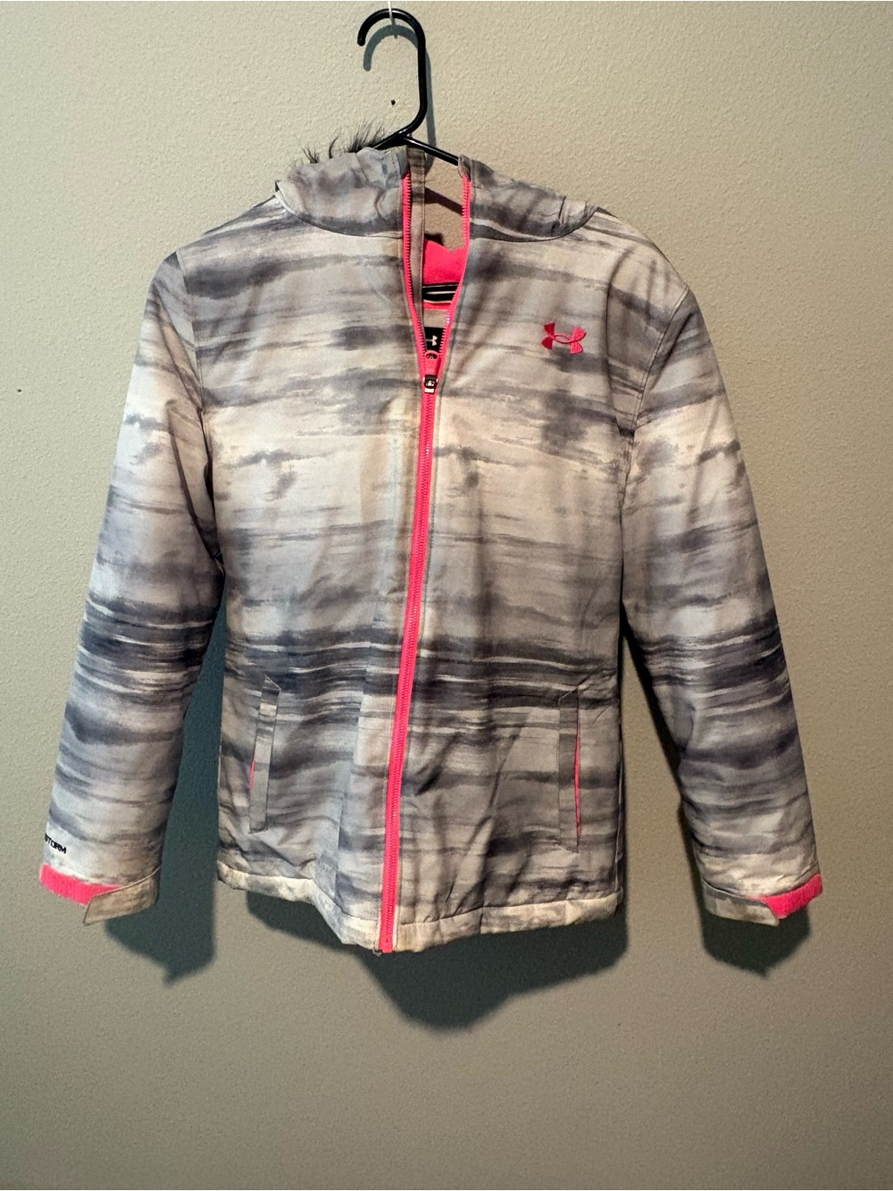 Under Armour Girls' Gray & Pink Hooded Puffer Jacket